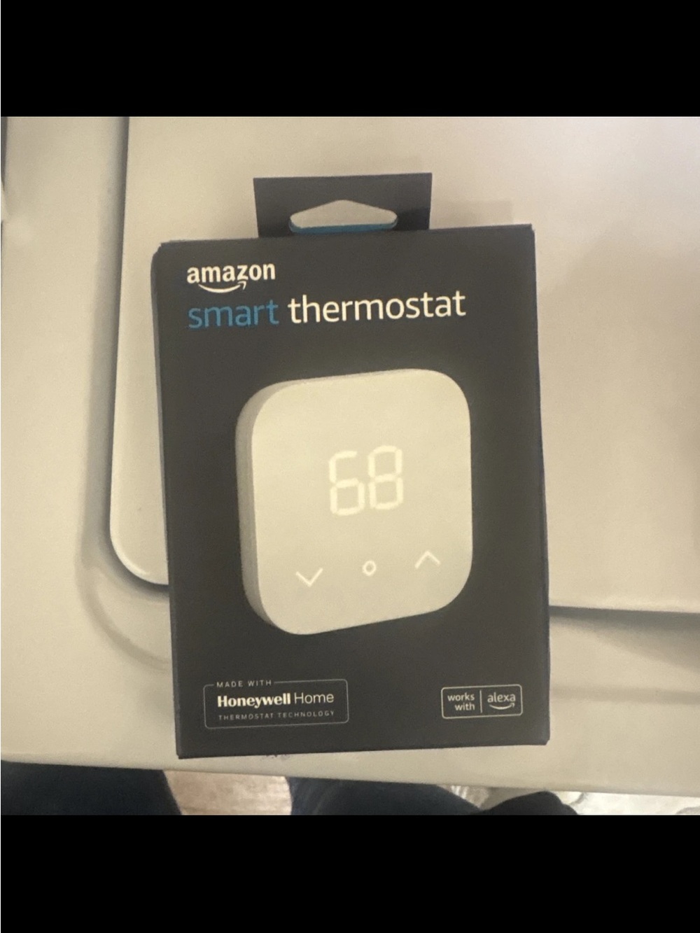 Amazon Smart Thermostat - White and Black Packaging
